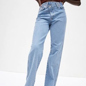 BRAND NEW WITH TAGS ZARA CRISS CROSS JEANS